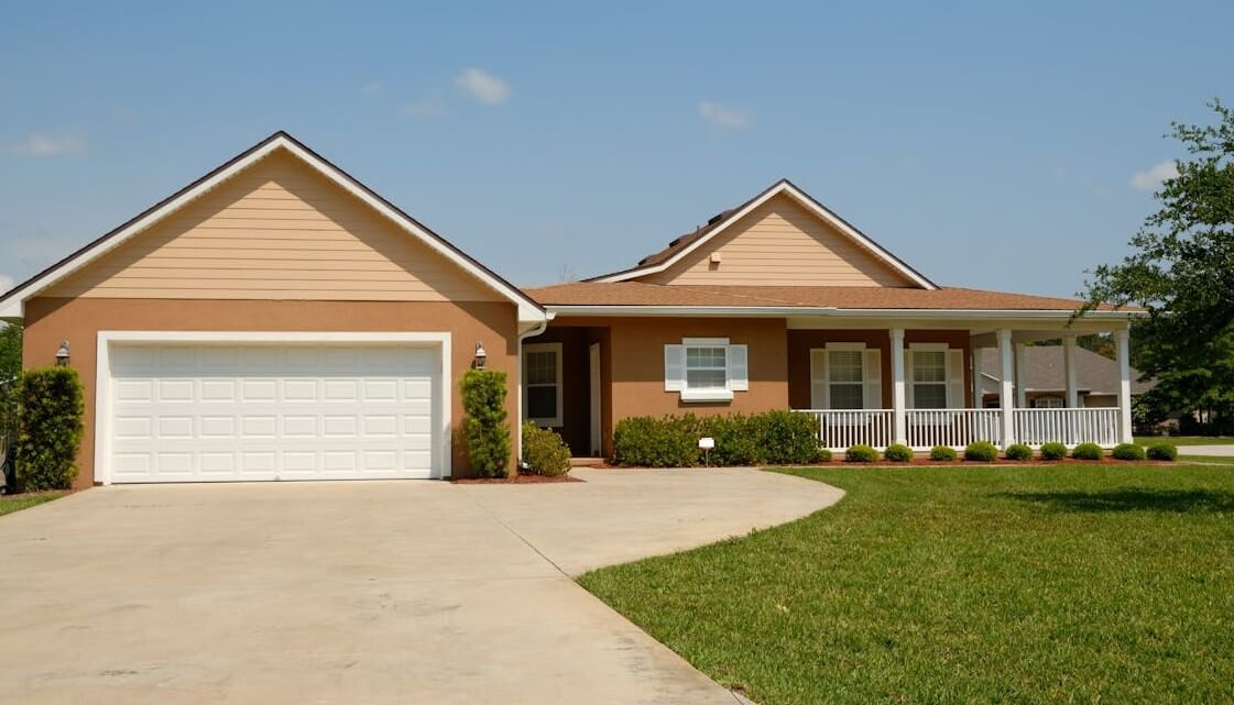 cleaned home driveway